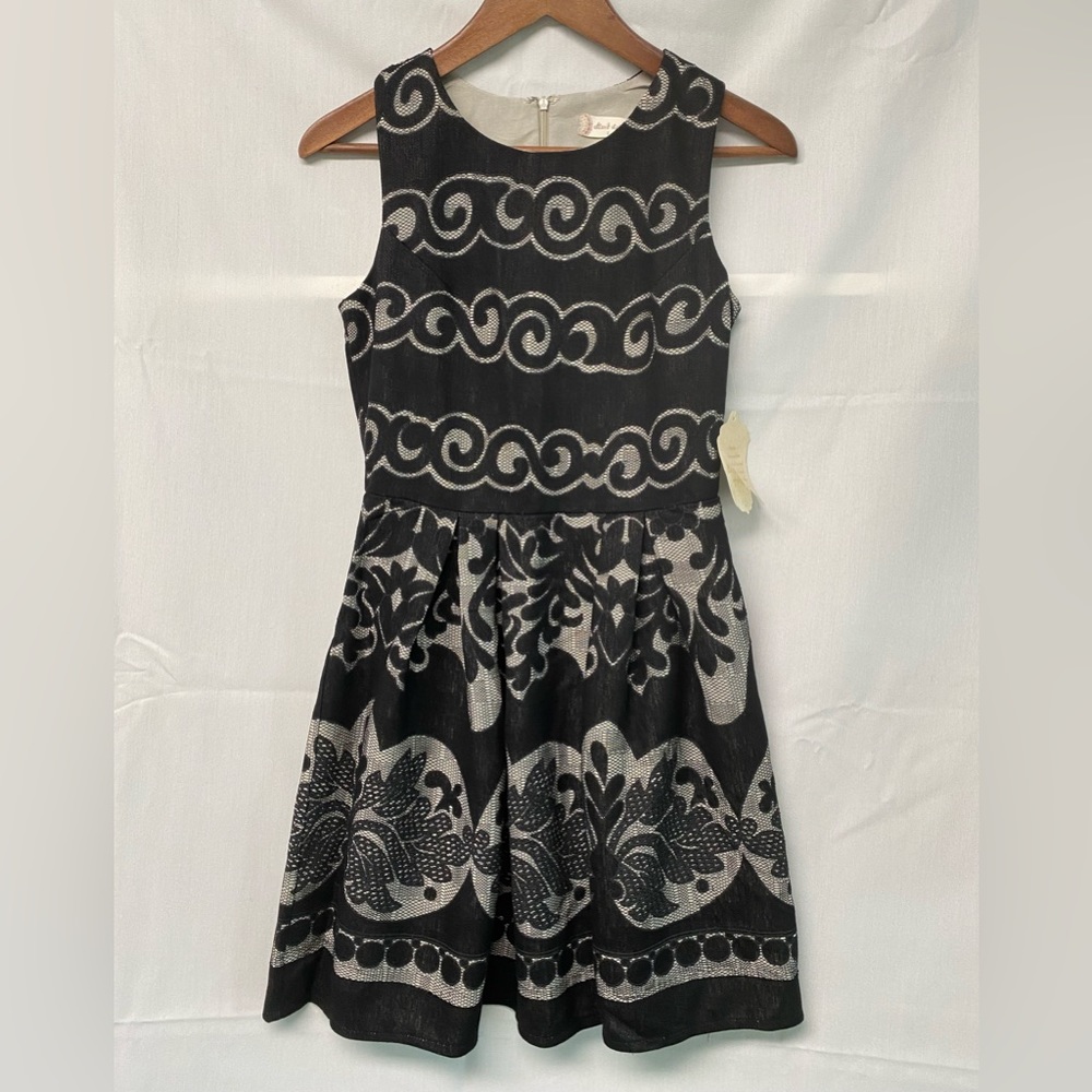 Altered State NWT Black/Nude Floral Cocktail Dress Size S